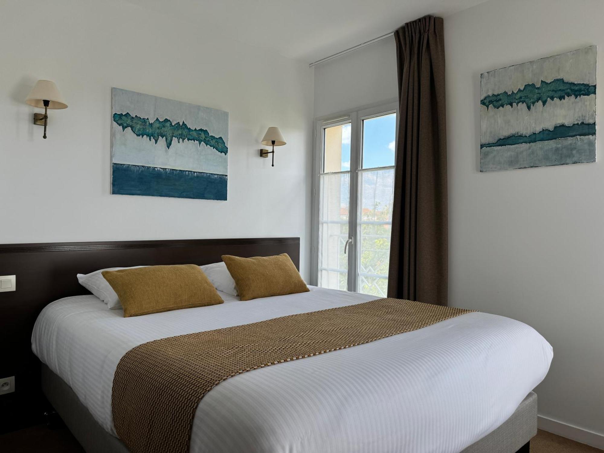 Logis Hotel Le Richelieu - Royan Atlantique Saujon Kültér fotó