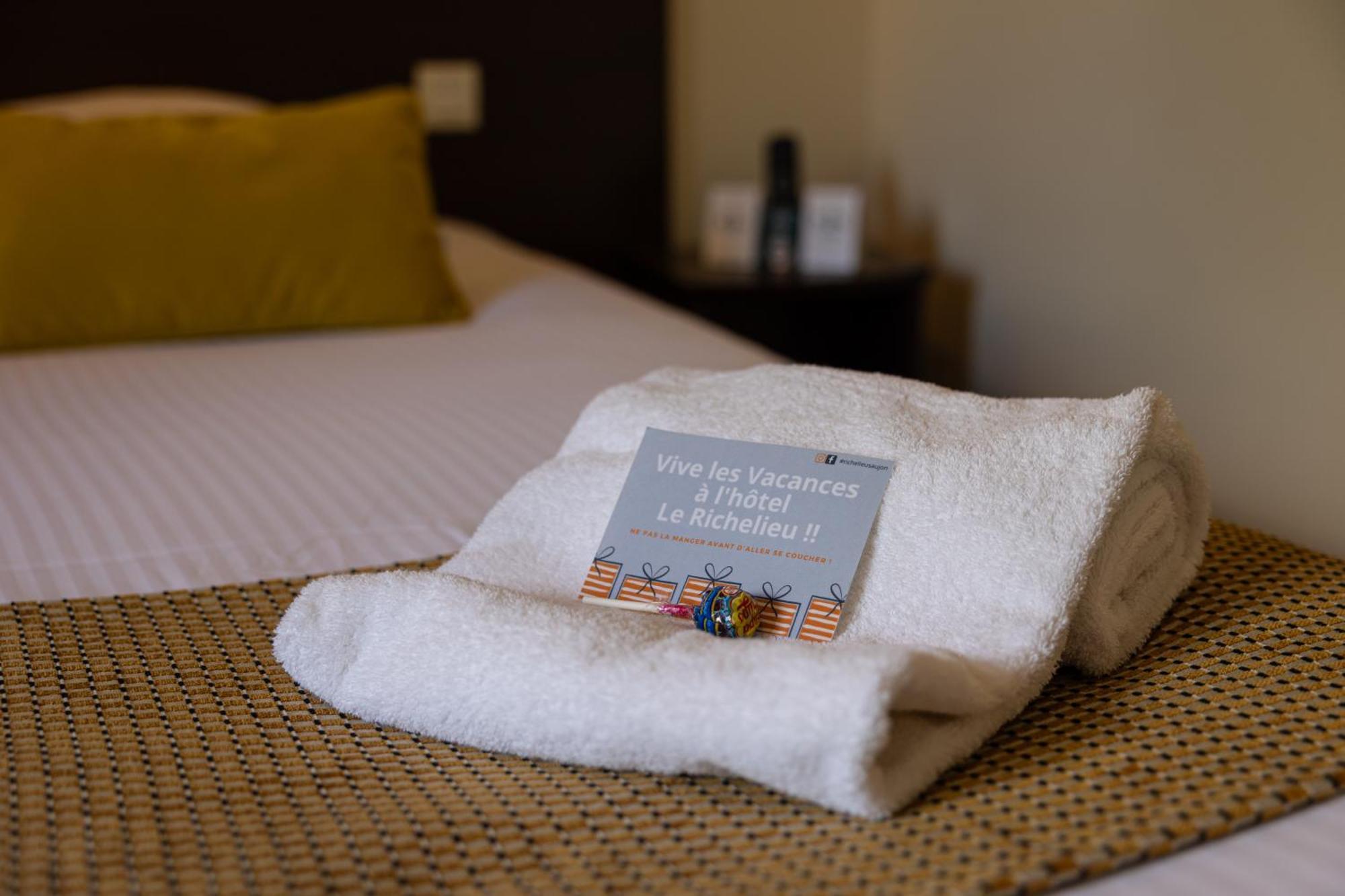 Logis Hotel Le Richelieu - Royan Atlantique Saujon Kültér fotó